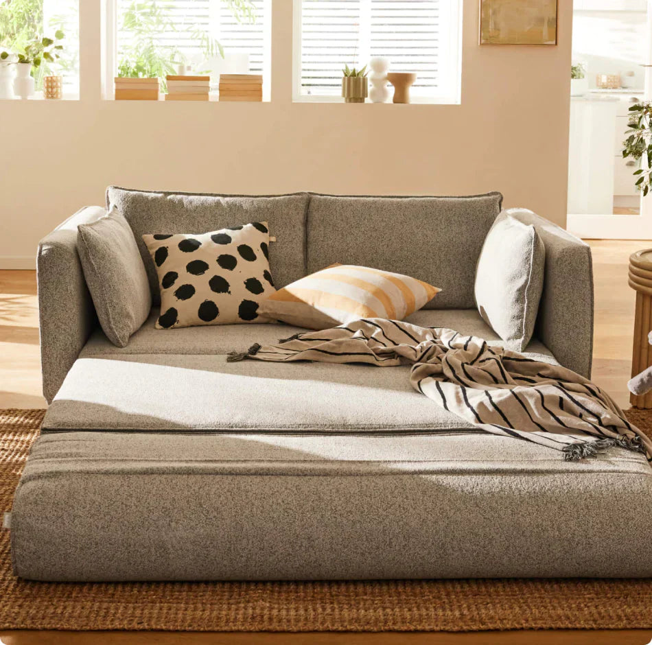 Best Sleeper Sofa Loveseats That Transform Tiny Guest Rooms into Sleep Havens