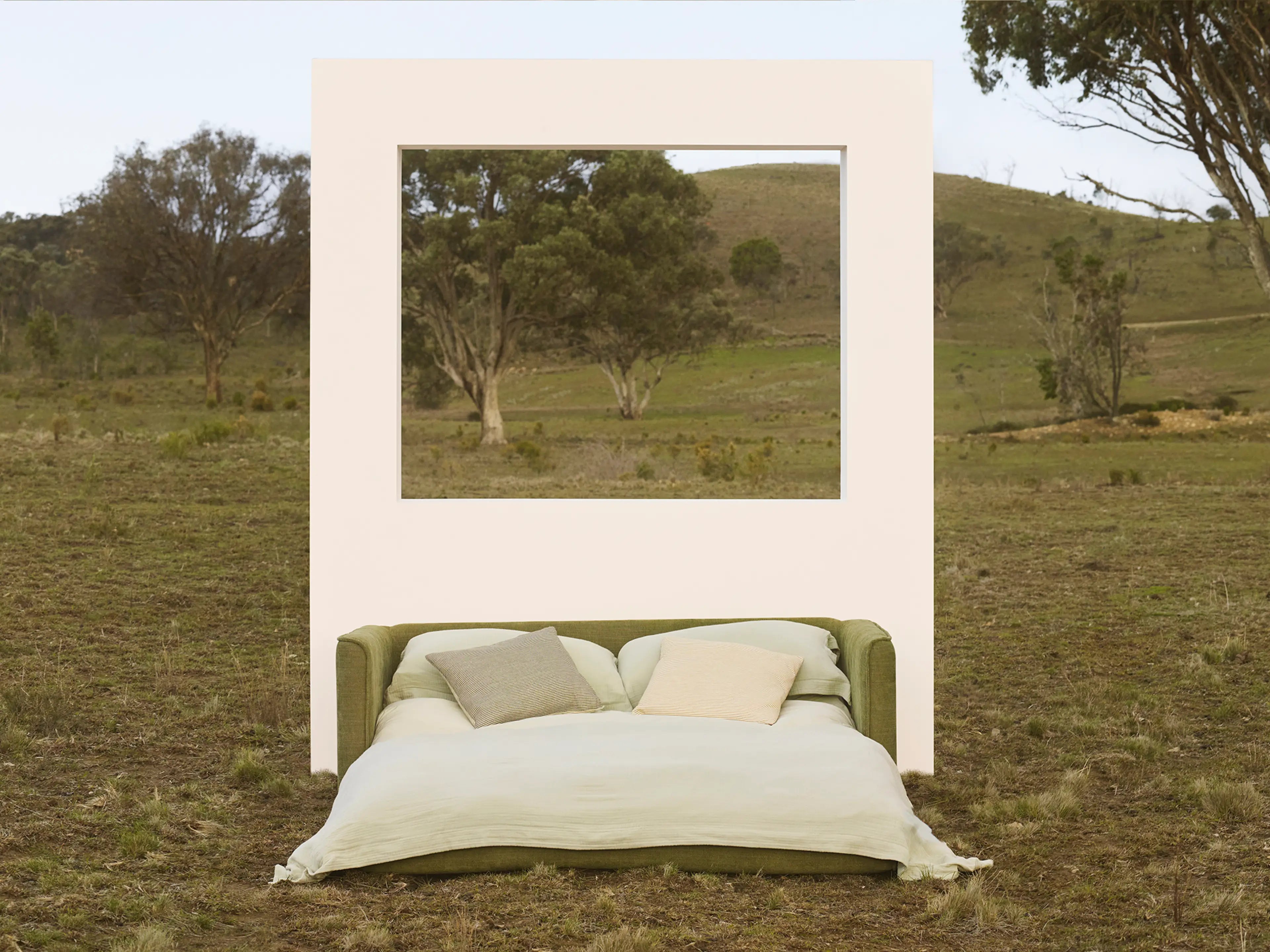 Koala Sofa Bed 4th Gen Australia 01 Pantone King