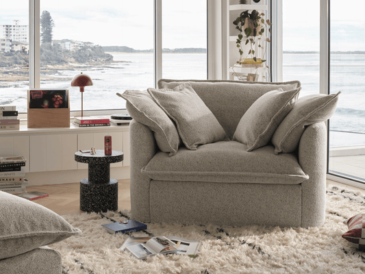 TAMCOPY:TAM_AL_ARMCHAIR_W_05-1_LIFESTYLE.png