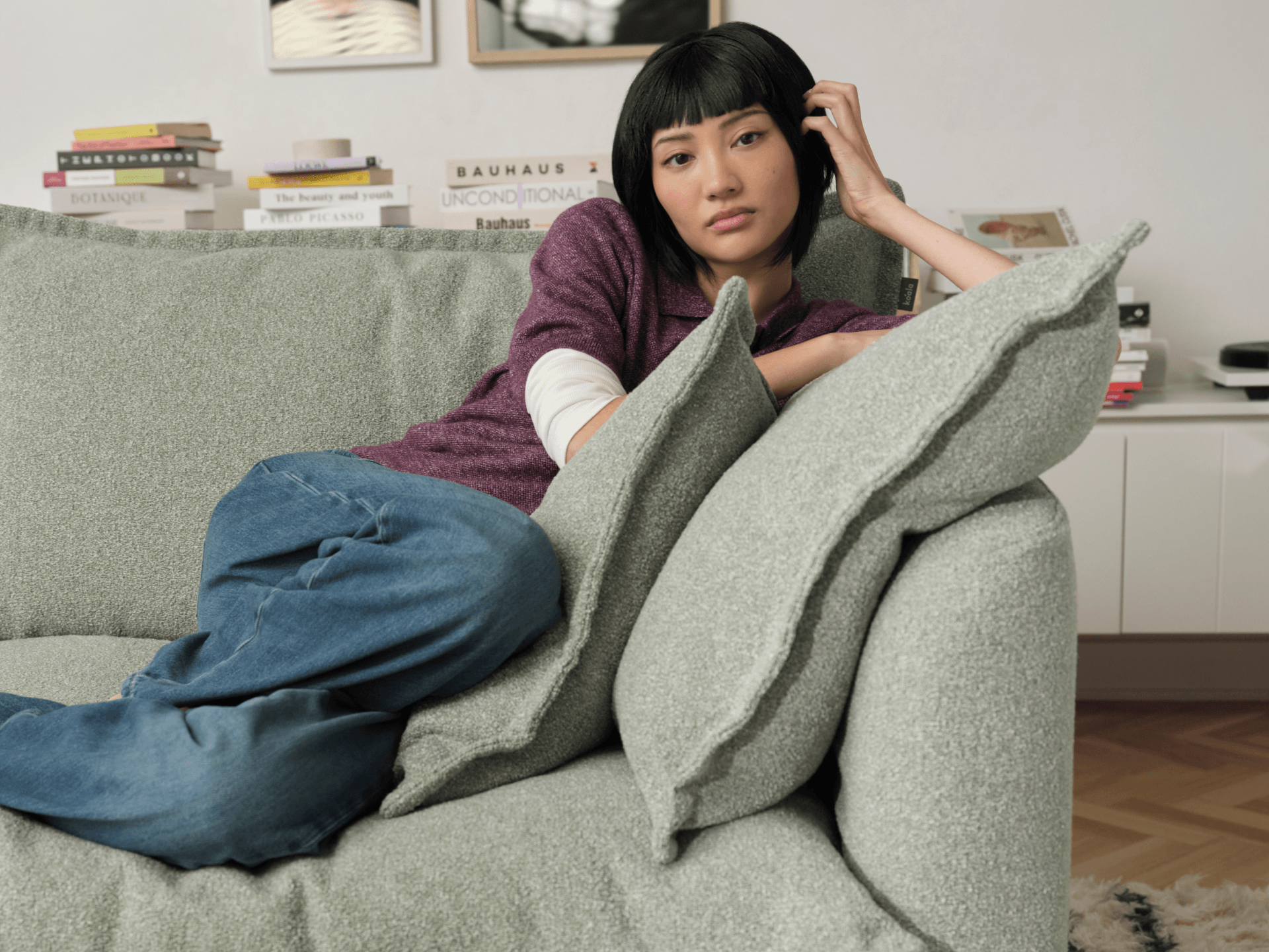 TAMCOPY:TAM_FG_ARMCHAIR_W_06_LIFESTYLE.png