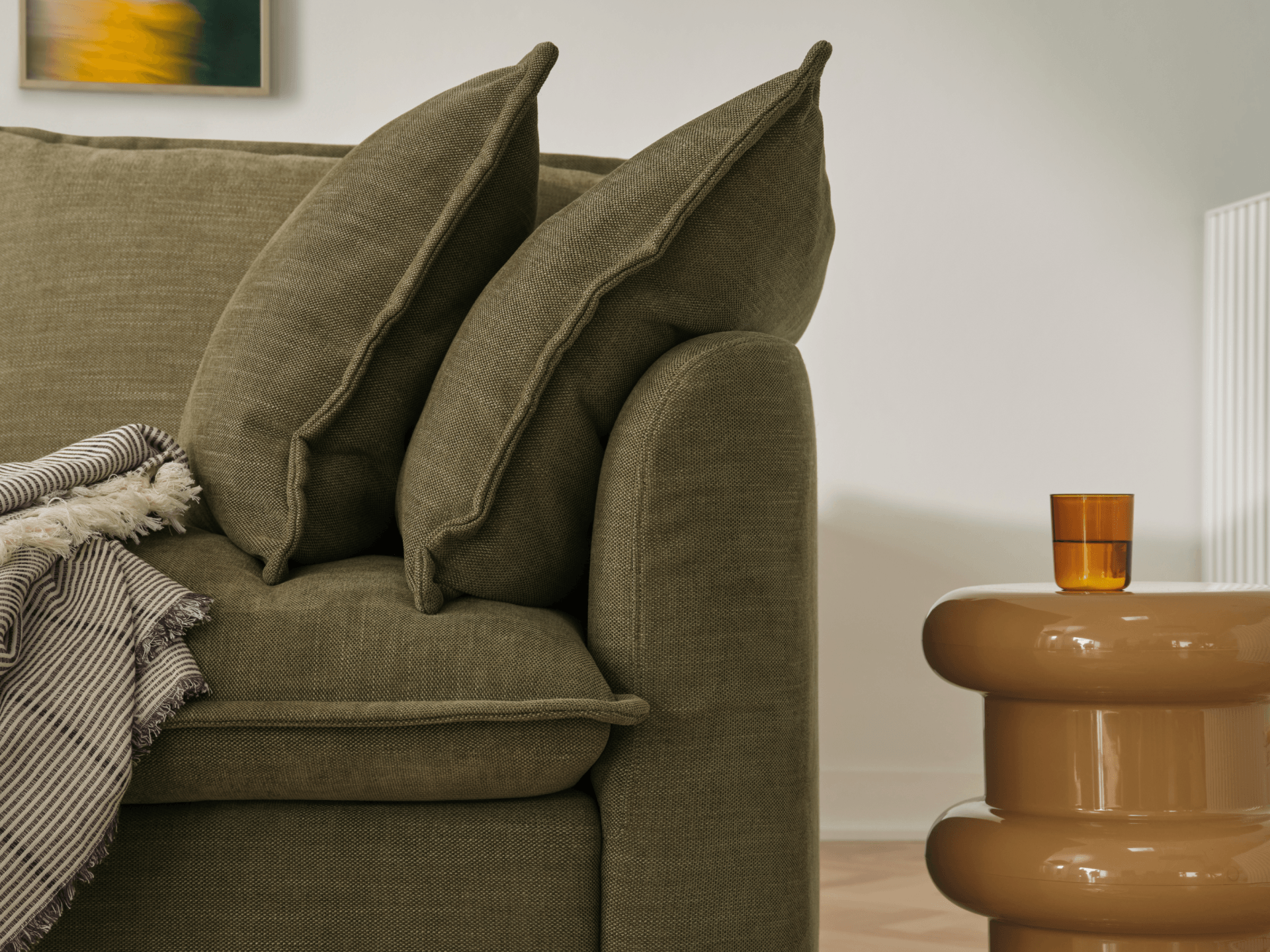 TAMCOPY:TAM_FW_ARMCHAIR_R_07_LIFESTYLE.png