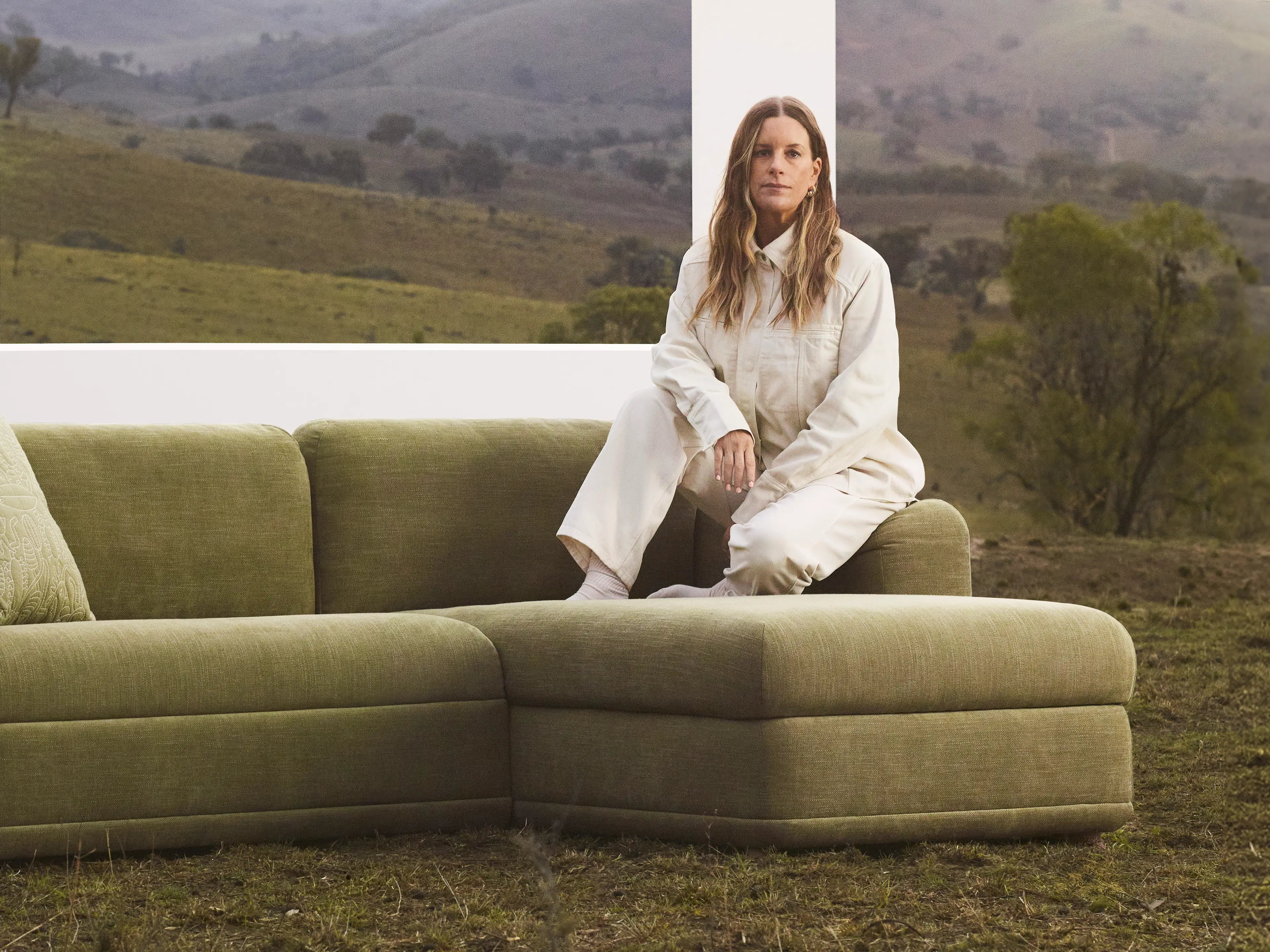Wanda Sofa Bed - 99" Queen / Australia 01 (Pantone)